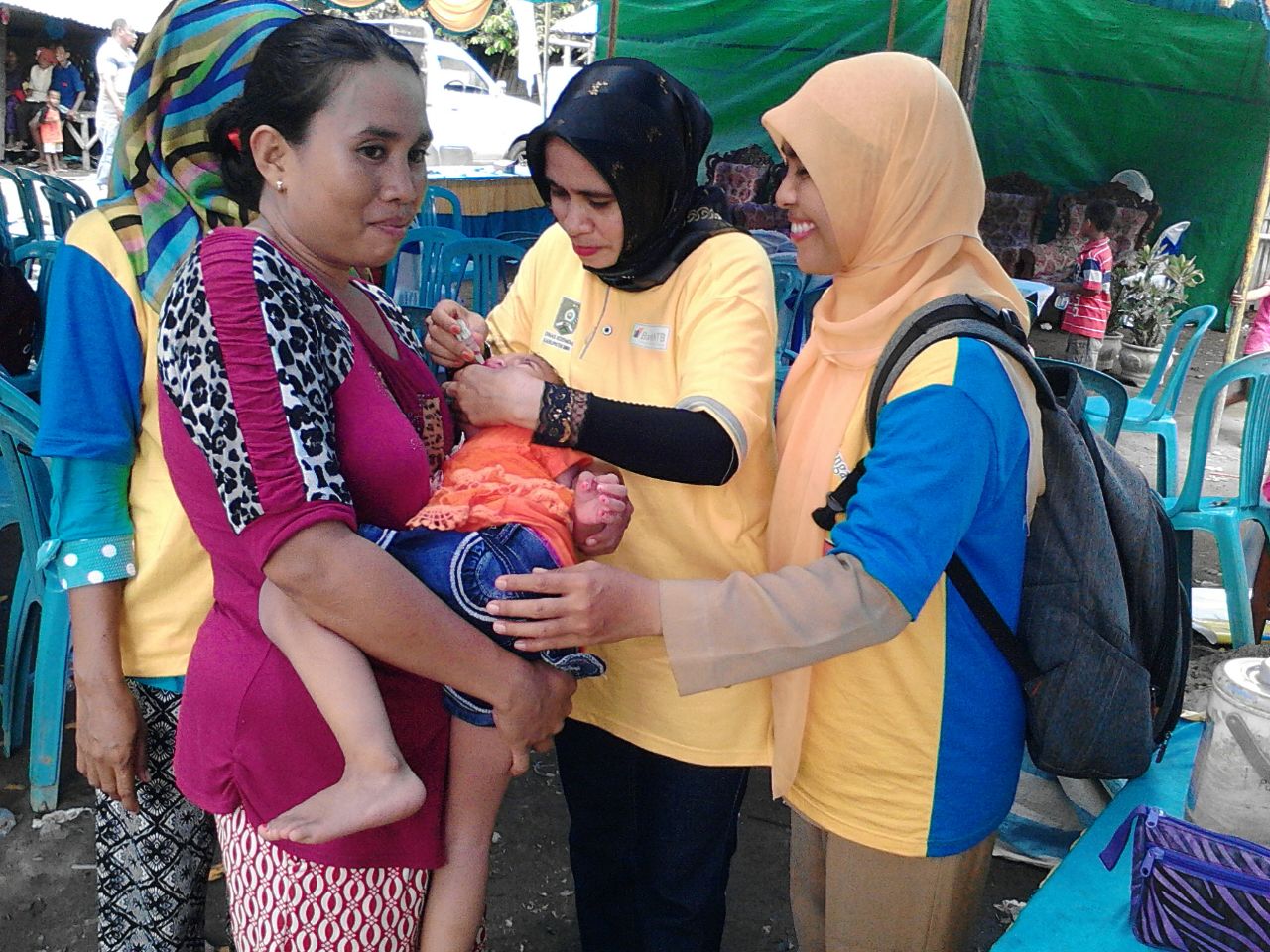 Imunisasi Polio Kabupaten Bima Lampaui Target ~ KAMPUNG 