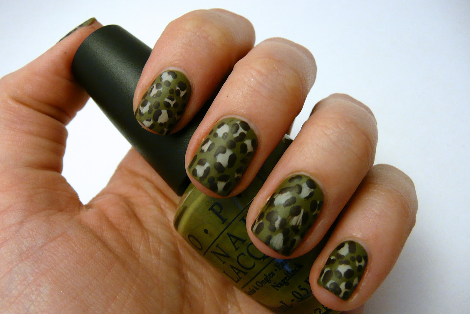 Olive Green Leopard Print Nails - Nails