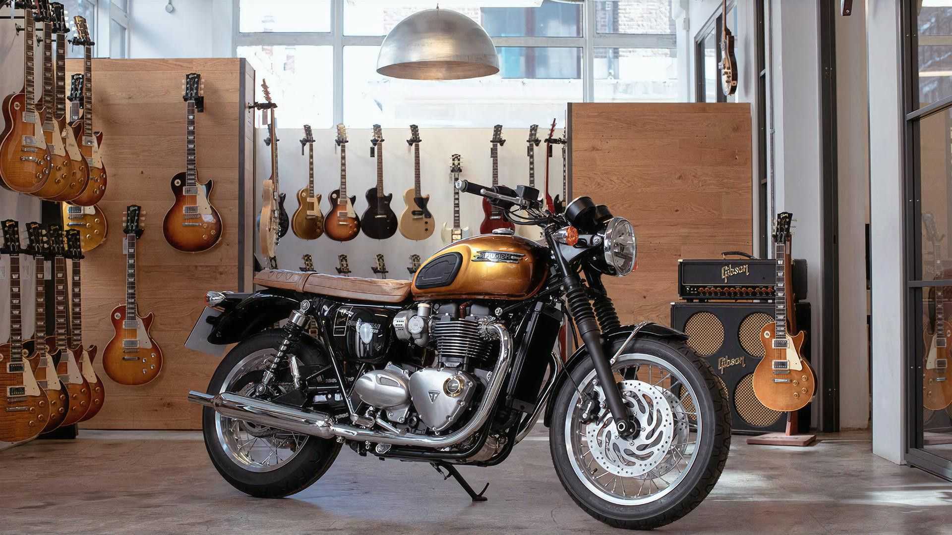 Following Yamaha's launch of the XSR900 2022, it pushes cutting-edge technology with a classic twist in the land of the 80's. Japanese hardware brand Y's Gear has created a perfect crafting project in the style. 70's  Yamaha embeds a sense of artistry into the bike. Just as Triumph Gibson has brought a Gibson pattern to the body, Y's Gear has put a Yamaha guitar in the XSR900 that stands out with the paint on the body. The bike is accented with black tones, the XSR900 and Yamaha logos in bronze and gold.  Dark brown leather seats contrast with light brown on the sides add a classic look. Ohlins suspension, new exhaust, not sure what it is. custom license plate holder New LED turn signal lights  This whole set is available for purchase. But sold only in Japan, it is priced at 198,000 yen or around 54,000 baht and is applicable to the XSR900 model year 2016-2021 only.