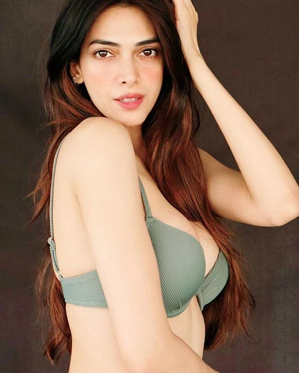 Aditi Vats bikini photos sexy indian model