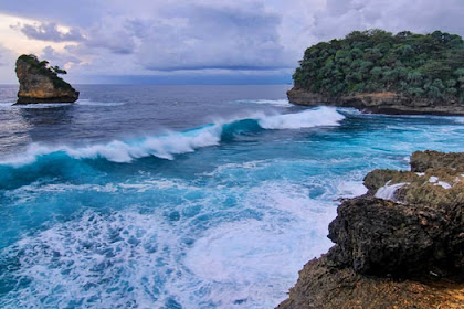 Pantai di Malang Yang Paling Indah