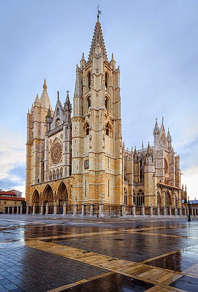 Catedral Gótica de la ciudad de León | Fotos Antiguas | Historia Leonesa | Vidrieras