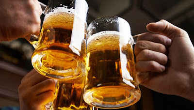 Huyết áp không ổn định khi uống bia