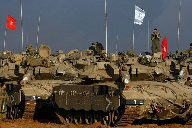 Το Ισραήλ συγκεντρώνει στρατό στα σύνορα με το Λίβανο