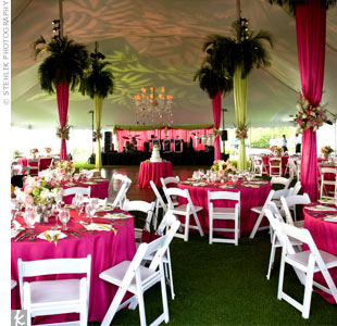 Decorating For A Wedding Reception