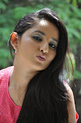 Ishika singh latest glamorous photos-thumbnail-7