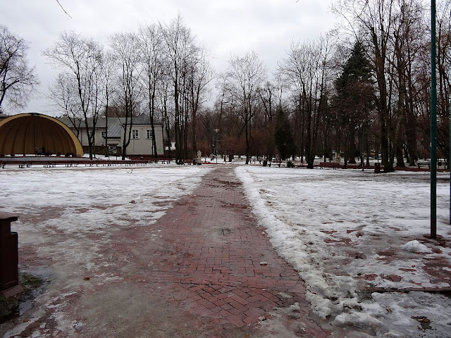 Zima w parku im. Stanisława Staszica