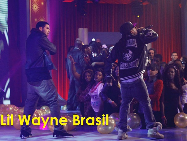 Lil Wayne & Drake se apresentando com Right Above It