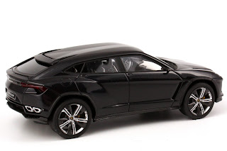 Lamborghini Urus Matte Black