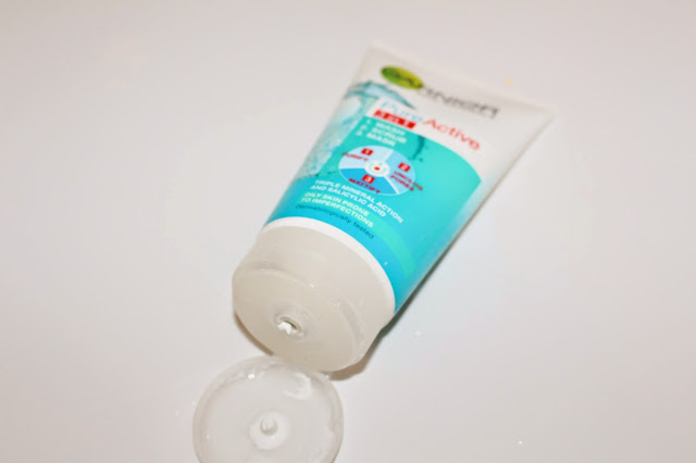 garnier face scrub