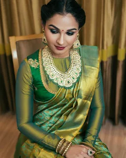 Andrea Jeremiah Latest Saree Photos