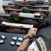 Polícia Militar apreende 20 máquinas caça-níqueis em loja na Pelinca