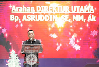 Direktur Utama PT Semen Tonasa Asruddin Memberikan Sambutan Natal Di Auditorium Kantor Pusat