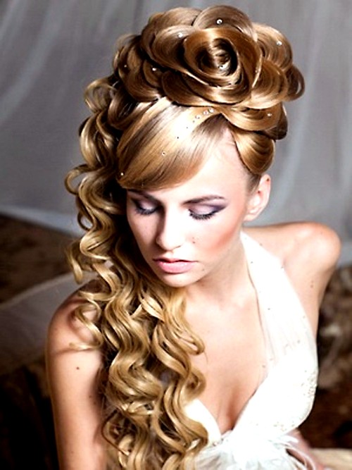 Beautiful Perfect Hairstyle For Your Prom Night