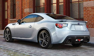 2013-Subaru-BRZ-Pictures-Photos