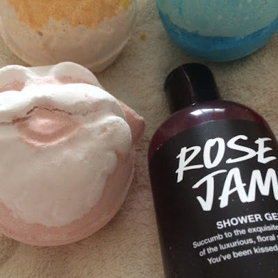 Lush, Lushies, Bath, Bombs, Christmas, Limited Edition