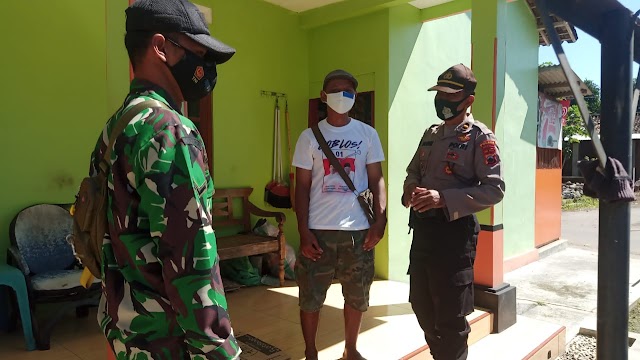  Koramil 07/Gatak  Berikan Himbauan 5M Kepada Warga, Untuk Kendalikan Covid 19