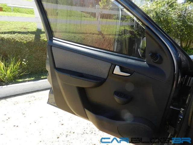 Chevrolet Celta 2013 LT - acabamento interno