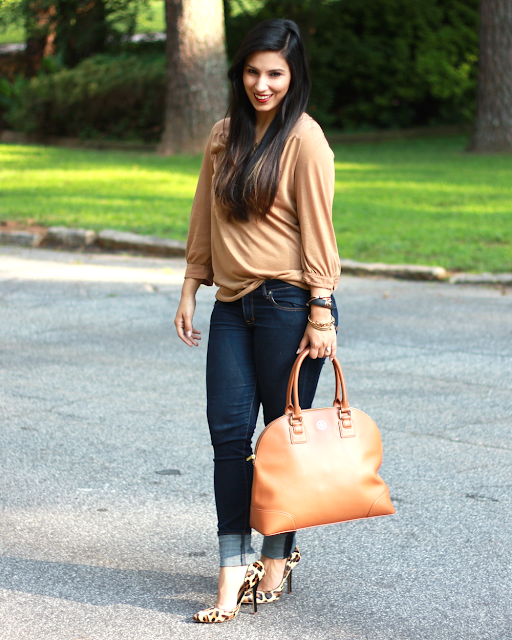 Tory burch robinson, skinny dark jeans, casual work outfit, leopard heels, mac lipstick chili, abercrombie and fitch jeans, hm