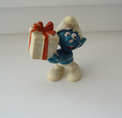 Present Smurf Figure Peyo West Germany Bully