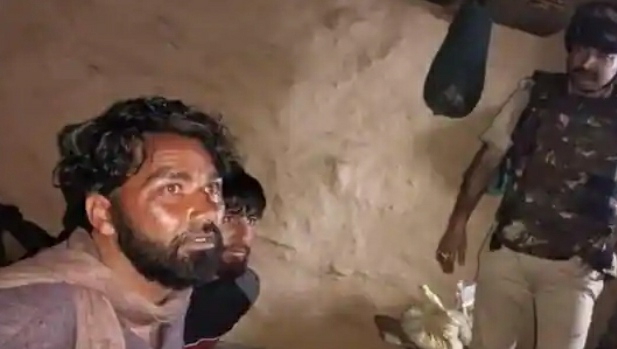 villagers-caught-and-handed-over-laskar-terrorists-to-police-cash-reward