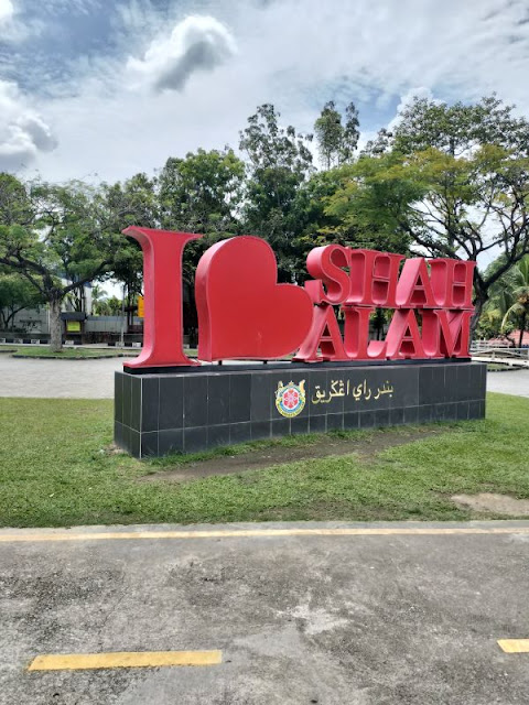 monument in Shah Alam