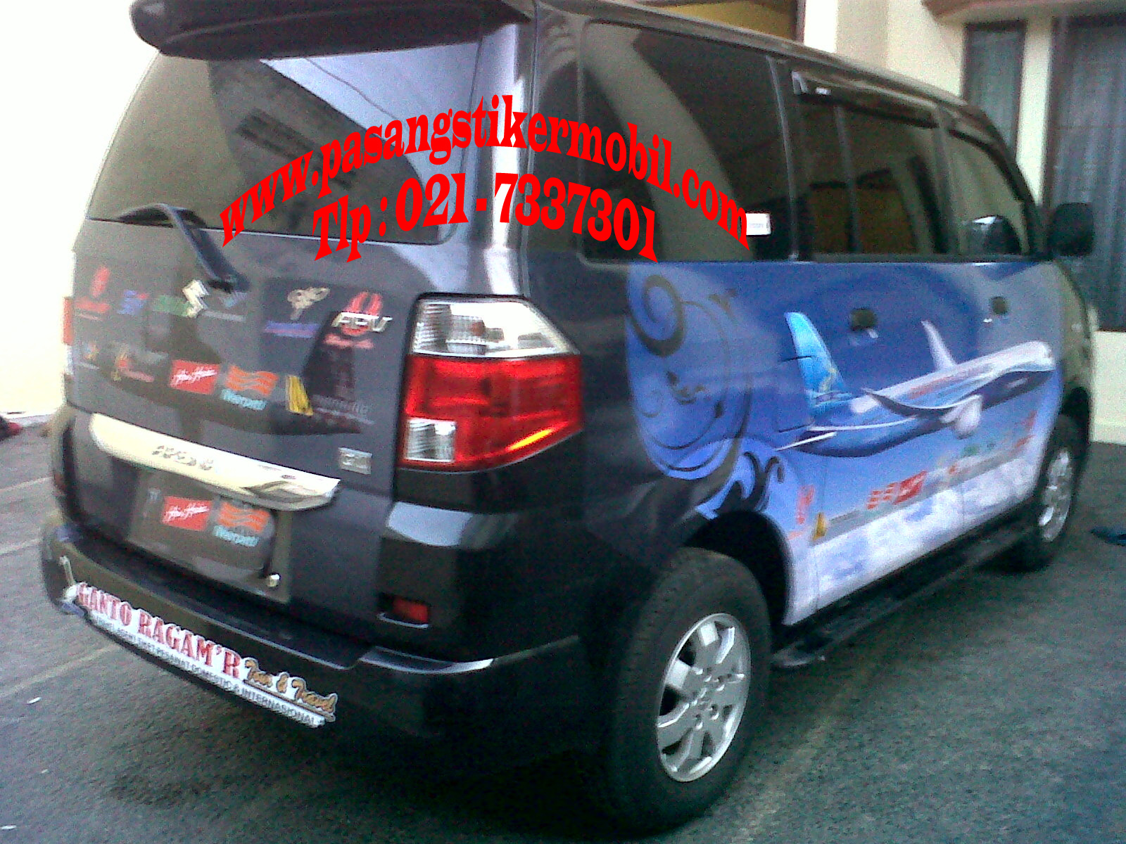 Specialist Stiker Mobil dan Branding Mobil Untuk Promosi 