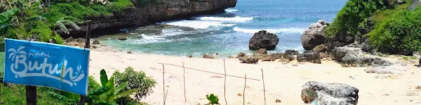 foto pantai Butuh Gunungkidul Jogjakarta