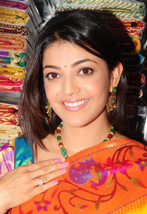 kajal agarwal new saree cute stills