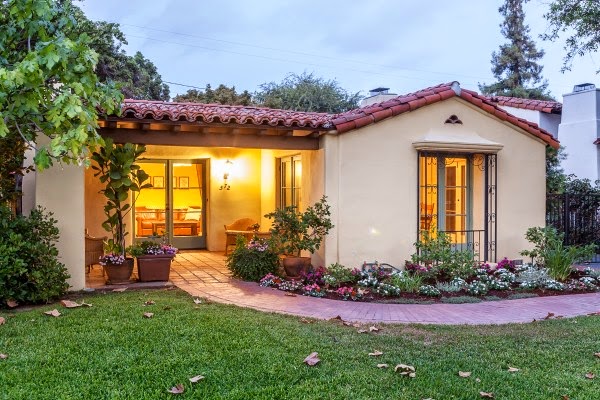 1925 Spanish :: Wallace Neff, Architect