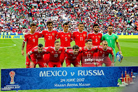 SELECCIÓN DE RUSIA - Temporada 2016-17 - Fedor Smolov, Aleksandr Erokhin, Viktor Vasin, Aleksandr Bukharov, Georgy Dhikya y Igor Akinfeev; Alexander Samedov, Fedor Kudriashov, Yury Zhirkov, Aleksandr Golovin y Denis Glushakov - SELECCIÓN DE RUSIA 1 (Samedov) SELECCIÓN DE MÉXICO 2 (Néstor Araujo, Hirving Lozano) - 24/06/2017 - Copa Confederaciones de la FIFA, fase inicial, Grupo A - Kazan, Rusia, Kazan Arena