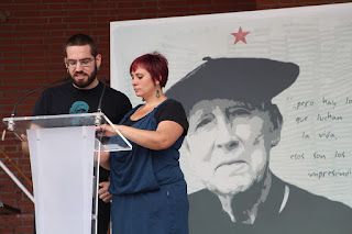 Miles de personas participan en el homenaje póstumo a Periko Solabarria