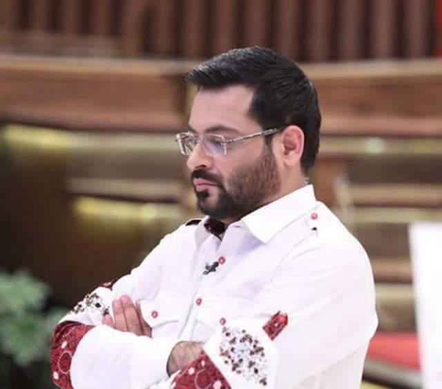 Aamir Liaquat’s First Wife Bushra Iqbal got lauded and respected