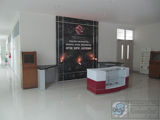 Furniture Interior Untuk Universitas / Kampus / Sekolah - Furniture Kantor Semarang 