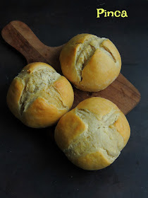 Pinca, Croatian Easter Rolls