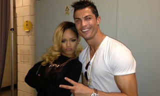 ΒΟΜΒΑ από Rihanna: «Ο Ronaldo είναι gay»!