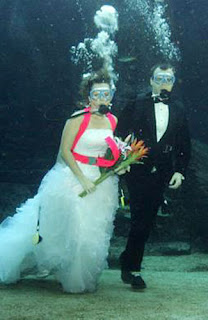 Pernikahan di Bawah Air