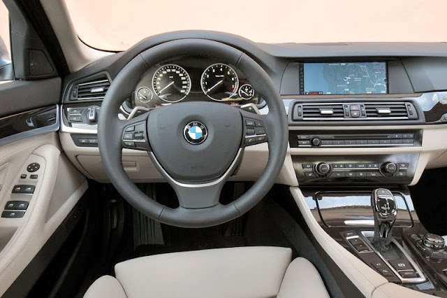 2013 BMW ActiveHybrid 5 Front Interior