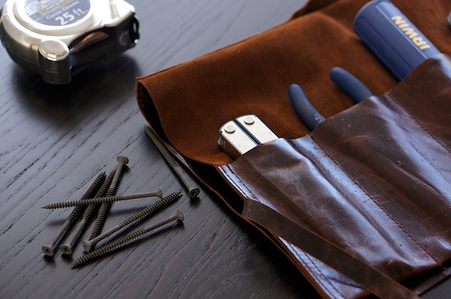 DIY leather tool pouch, diy gifts