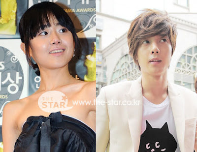  English on Kim Hyun Joong And Moon Geun Young Were Voted The Best Actor And