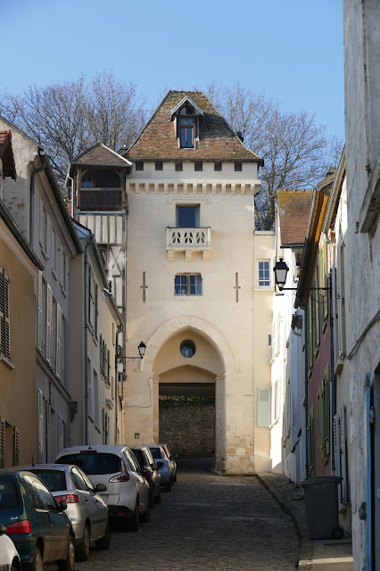 Luzarches tour Saint-Côme