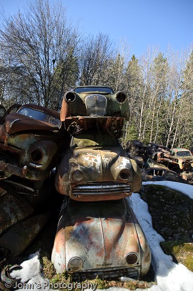 Old rusty cars | Car cemetery