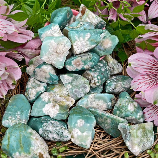 Green Flower Agate Meaning