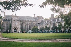 A queue outside Dartington Hall 2 c Aubrey Simpson