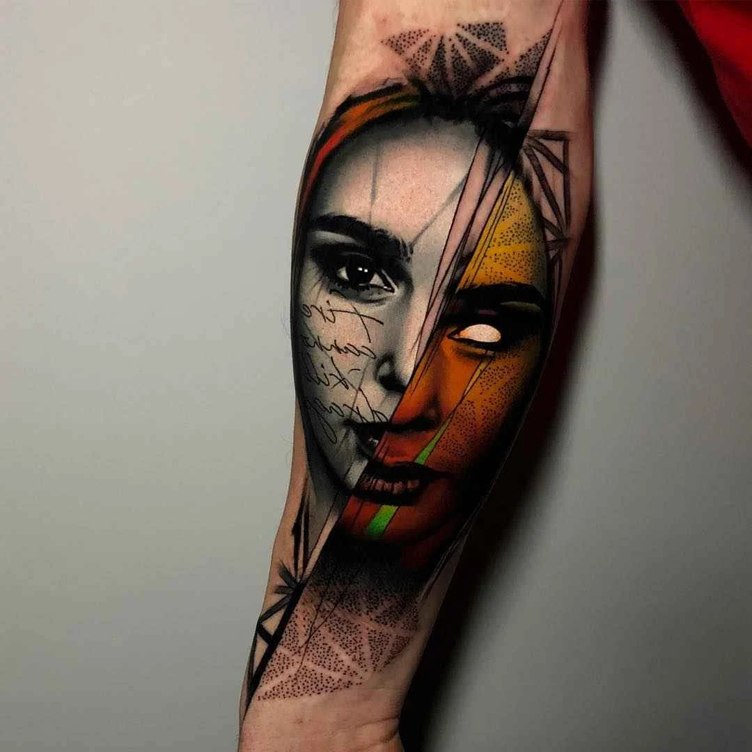 Tatuaje realista de una cara