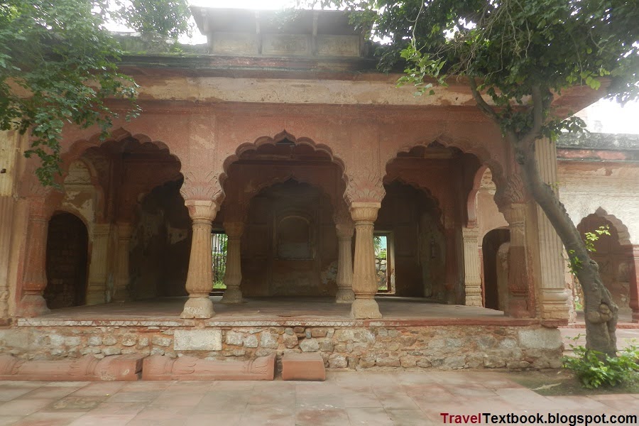 Mughal Period Jharna Delhi