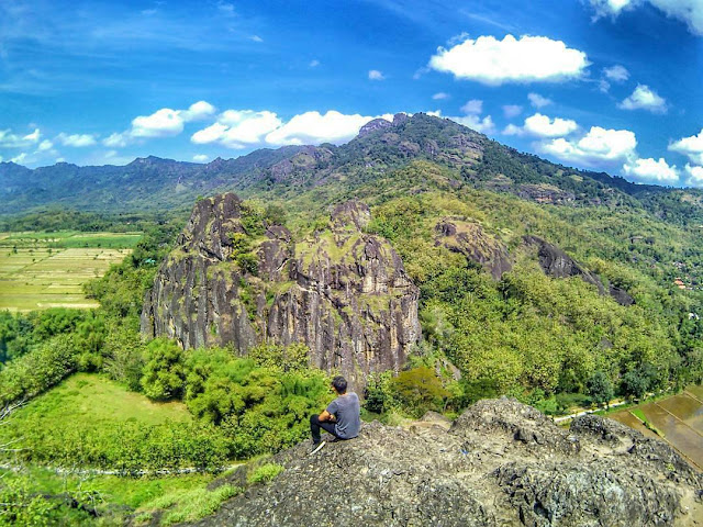 foto bukit sepikul sukoharjo