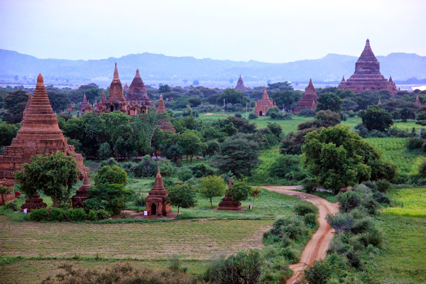 Templos y pagodas de Bagan (Myanmar)