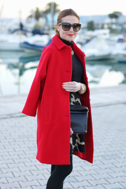 red Kiomi coat, elegant outfit, zara clutch, cappotto rosso, Fashion and Cookies, fashion blogger