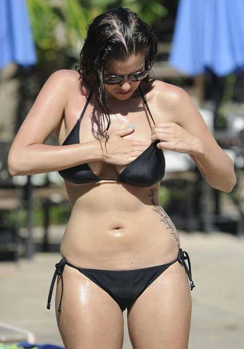 Η Imogen Thomas σε στιγμές αυτο χουφτώματος!